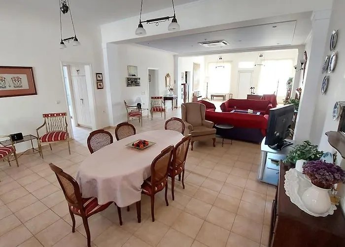 Daphne Casa de Férias *